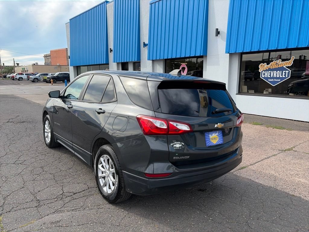 Used 2020 Chevrolet Equinox LS w/ LS Convenience Package AWD/4WD image 8