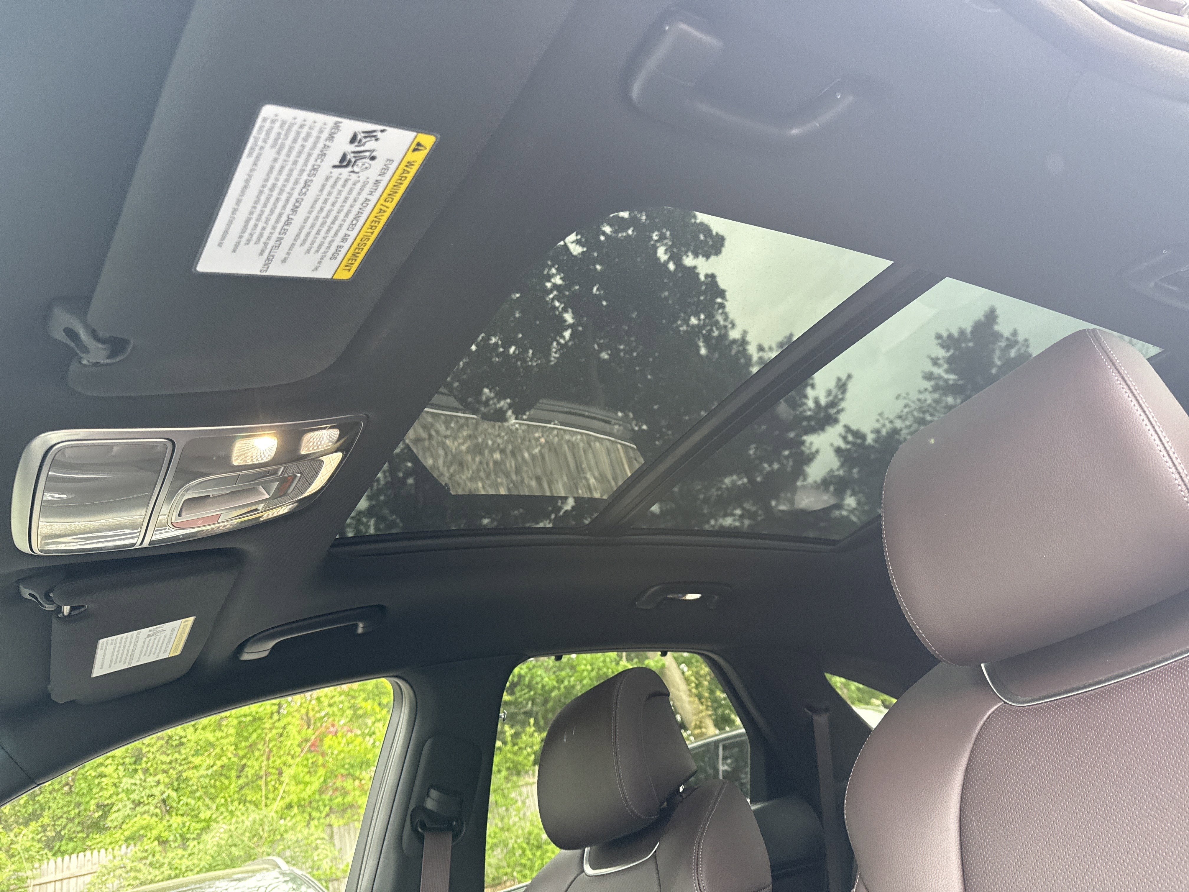 Used 2023 Genesis GV70 2.5T w/ Advanced Package AWD/4WD image 4