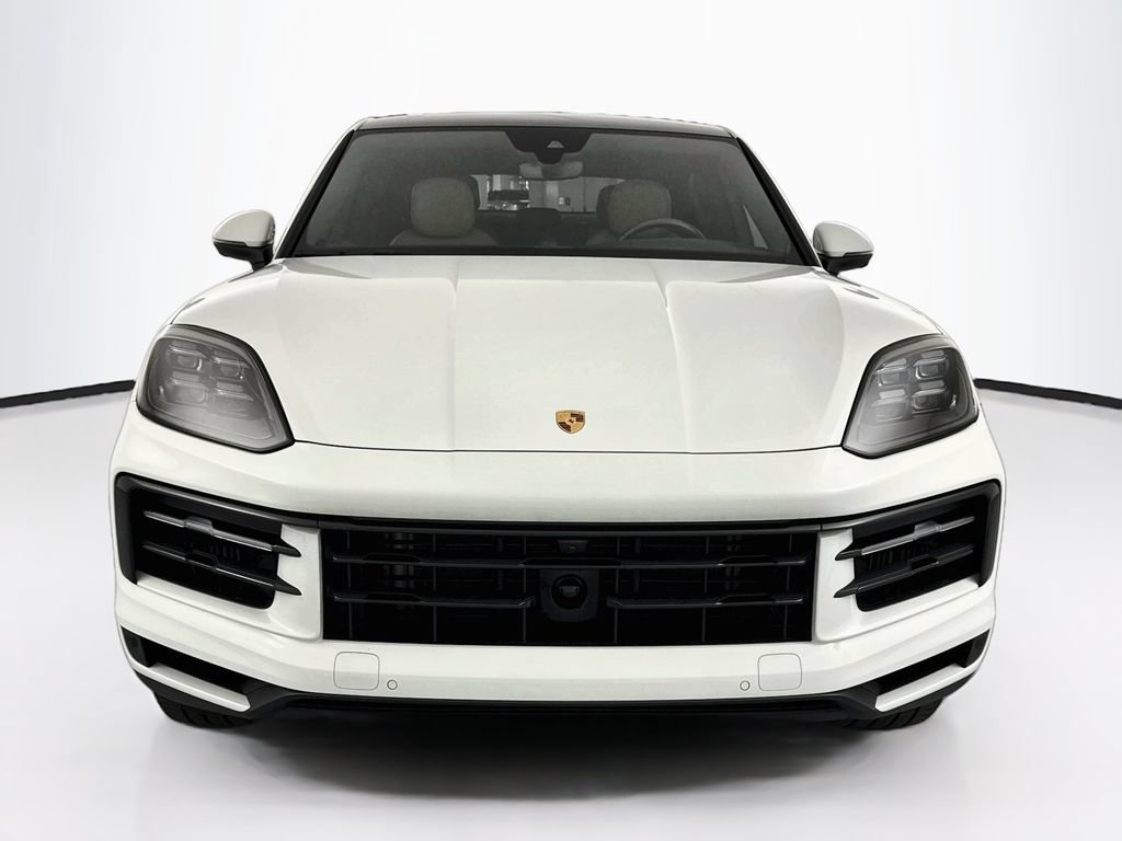 Used 2026 Porsche Cayenne Coupe AWD/4WD image 2