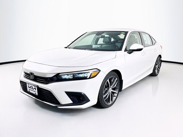 Used 2022 Honda Civic Touring image 1