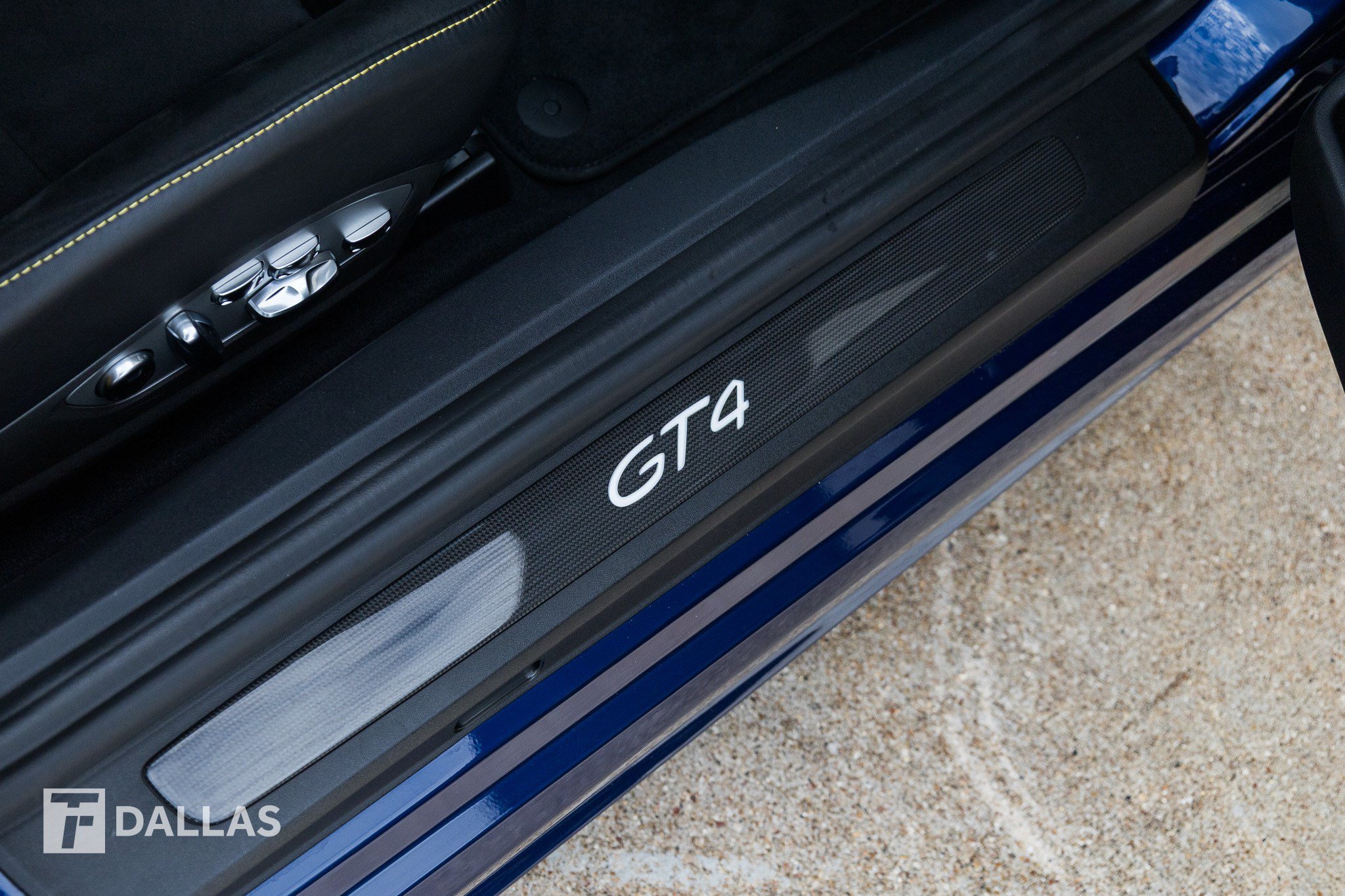 Used 2023 Porsche 718 Cayman GT4 RWD image 38