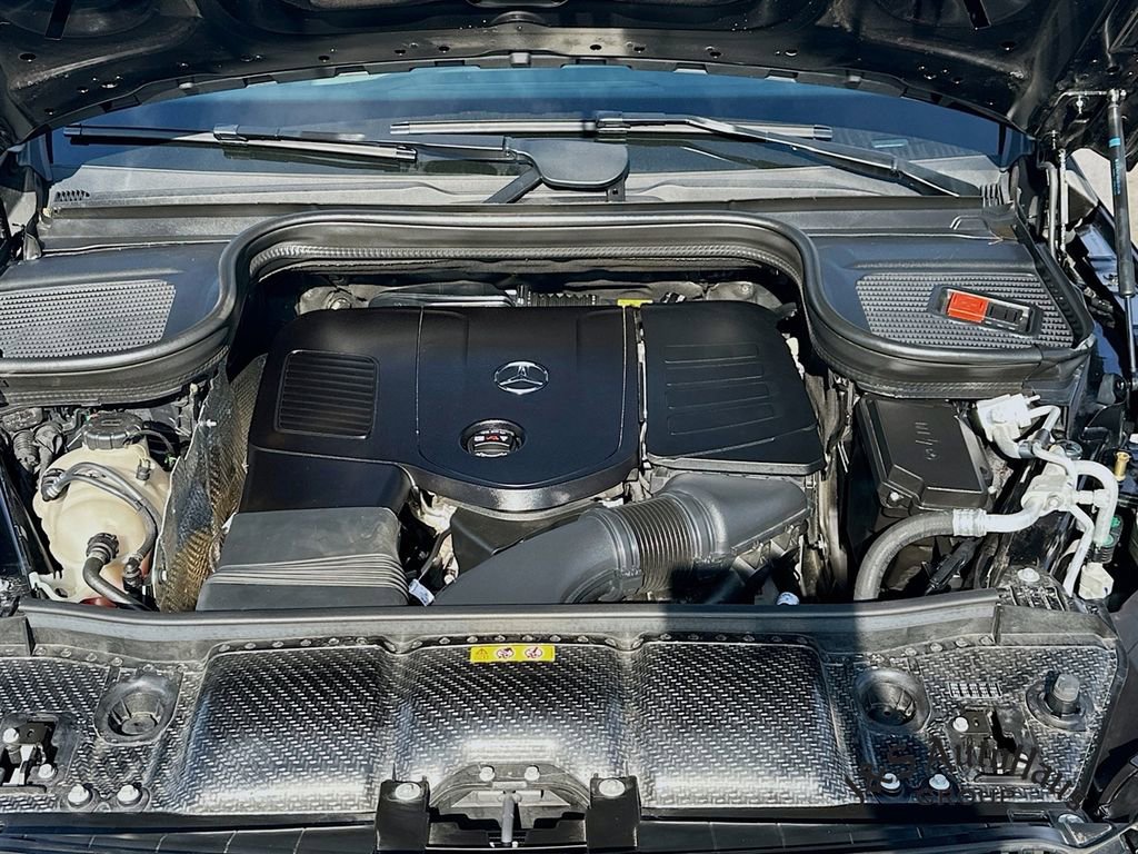 Used 2025 Mercedes-Benz GLE 450e 4MATIC image 37