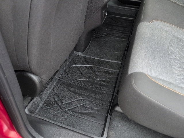 Certified 2024 Chevrolet Equinox LT w/ LPO, Floor Liner Package image 31