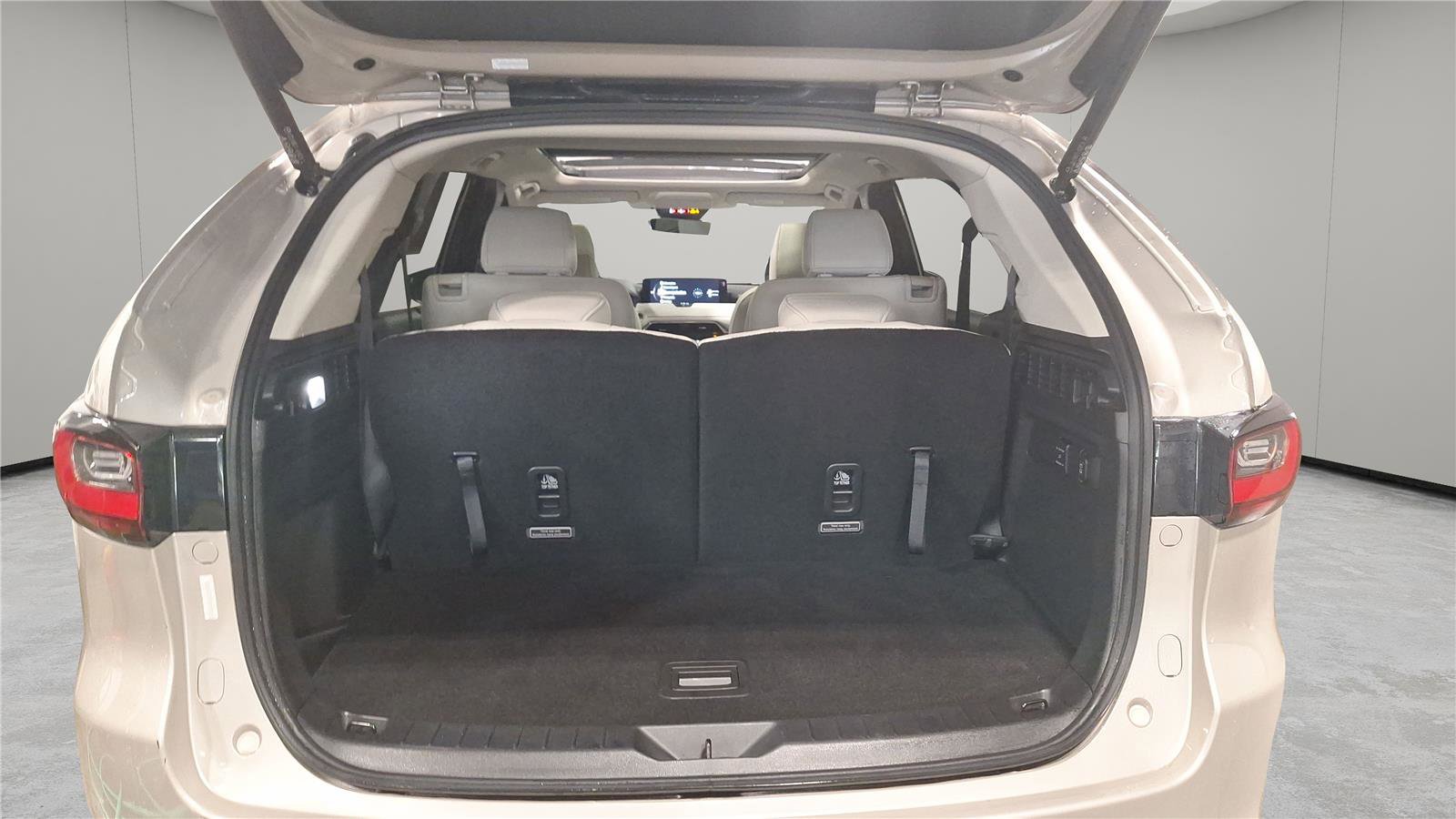 Used 2024 MAZDA CX-90 3.3 Turbo S w/ Premium Plus image 12