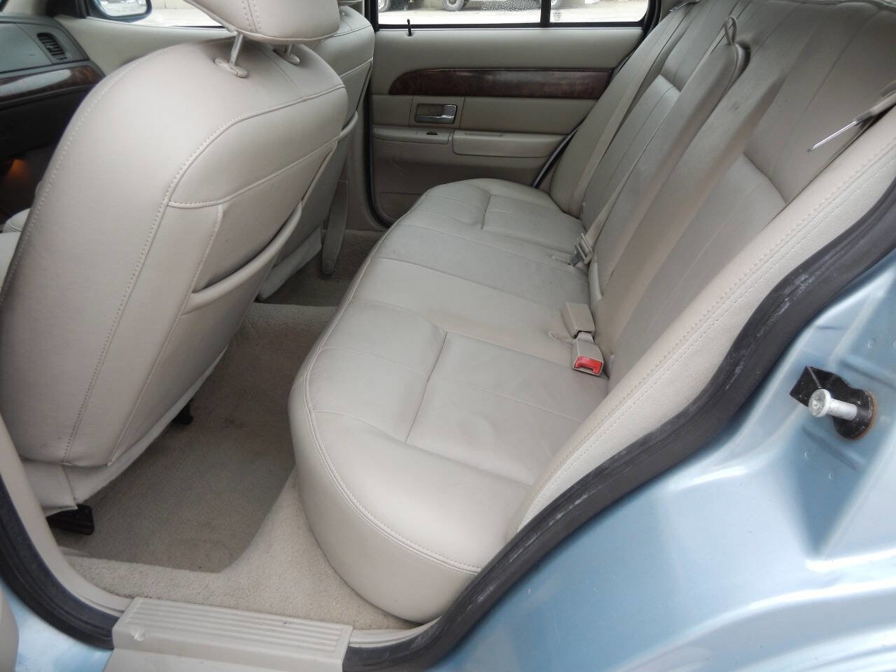 Used 2006 Mercury Grand Marquis GS image 26