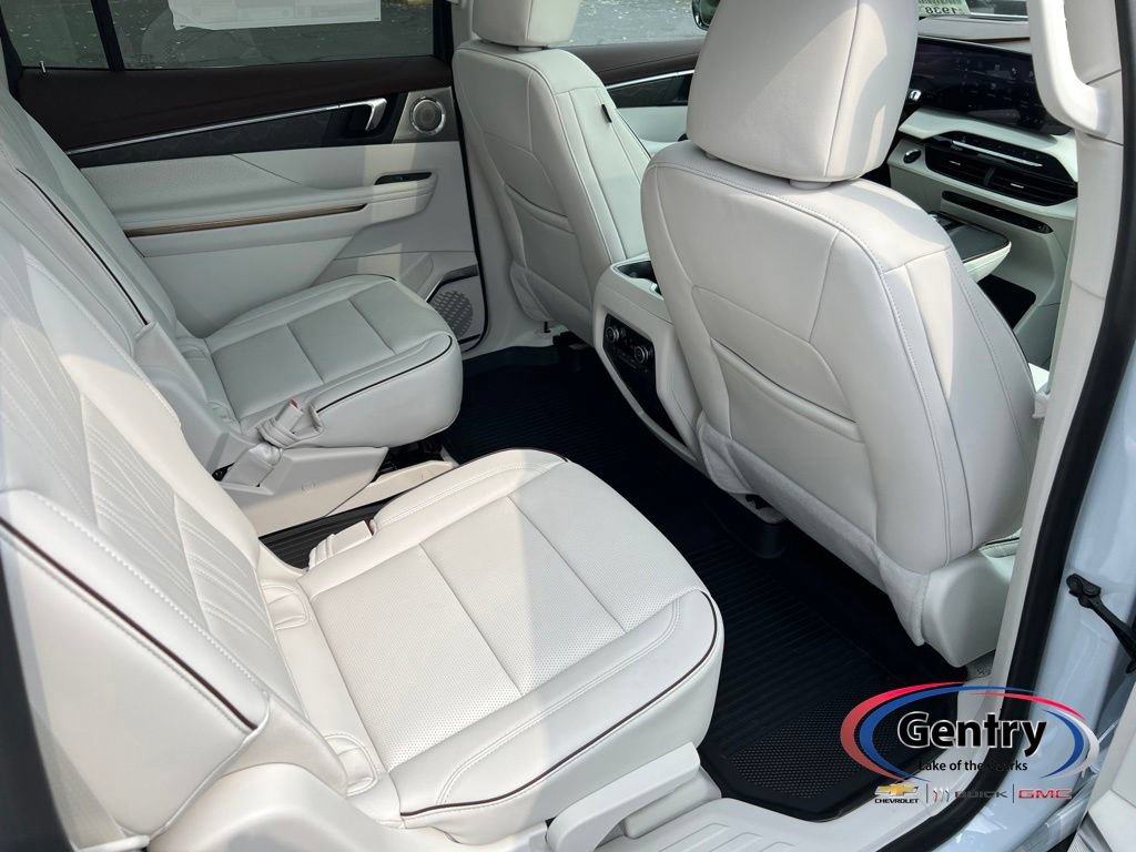 New 2026 Buick Enclave Avenir w/ Super Cruise Package AWD/4WD image 10