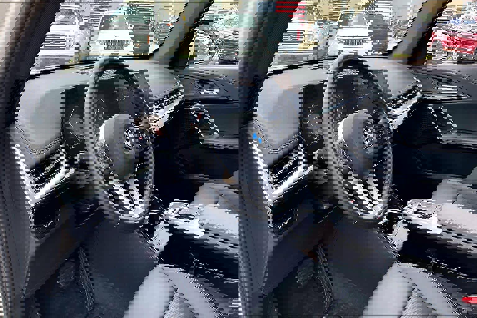 Used 2025 BMW X1 xDrive28i image 16