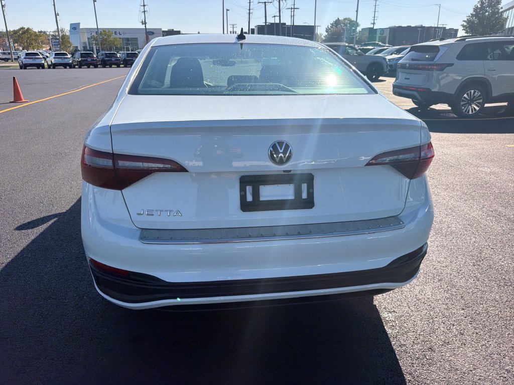 Used 2024 Volkswagen Jetta S FWD image 5
