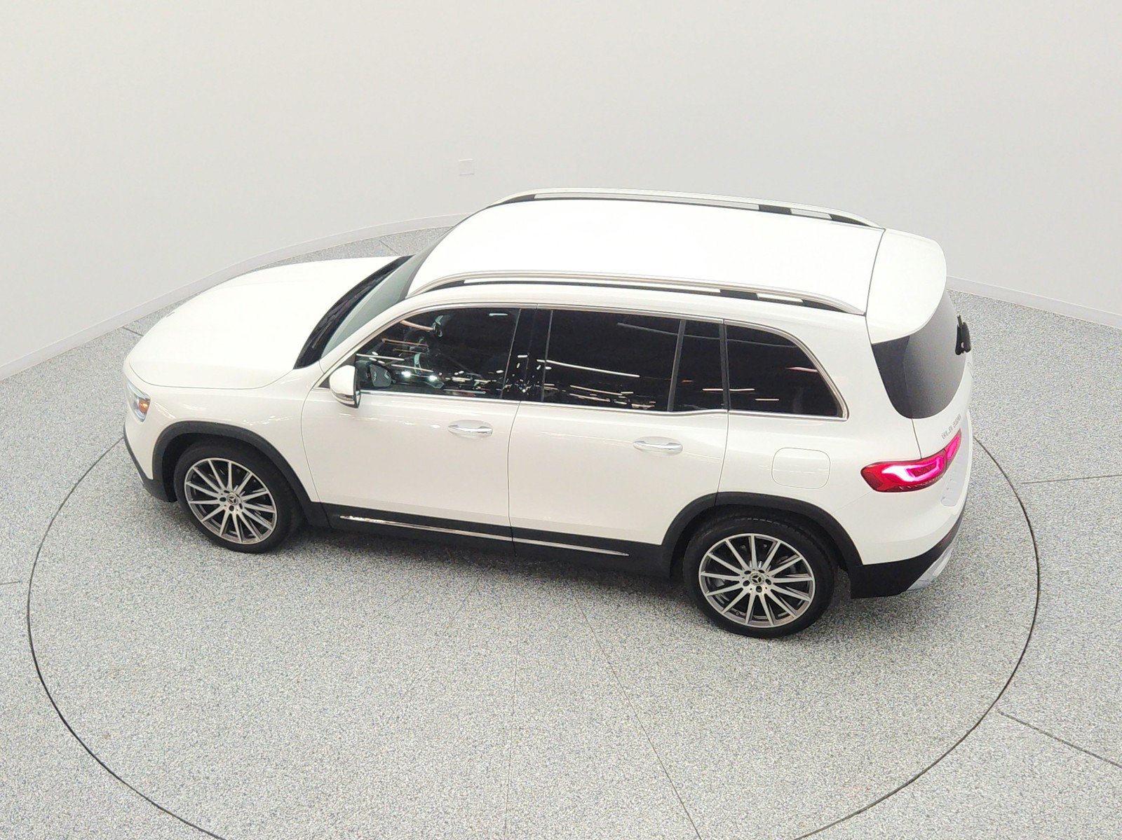 Used 2022 Mercedes-Benz GLB 250 image 28