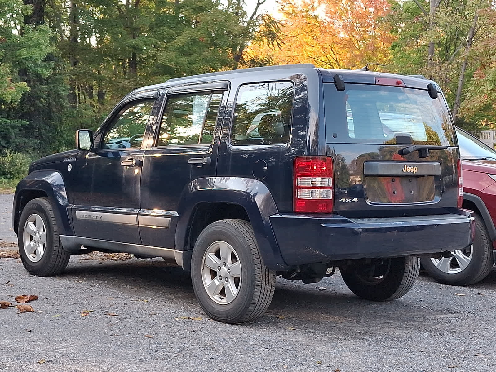 Used 2012 Jeep Liberty Sport w/ Driver Convenience Group AWD/4WD image 7