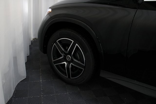 New 2025 Mercedes-Benz GLC 300 4MATIC image 7