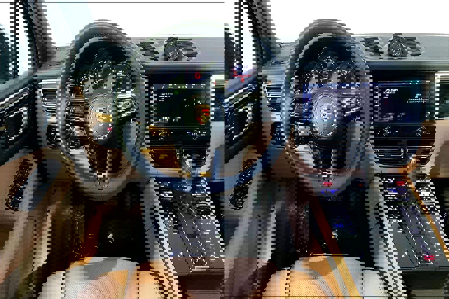 Used 2025 Porsche Macan image 13