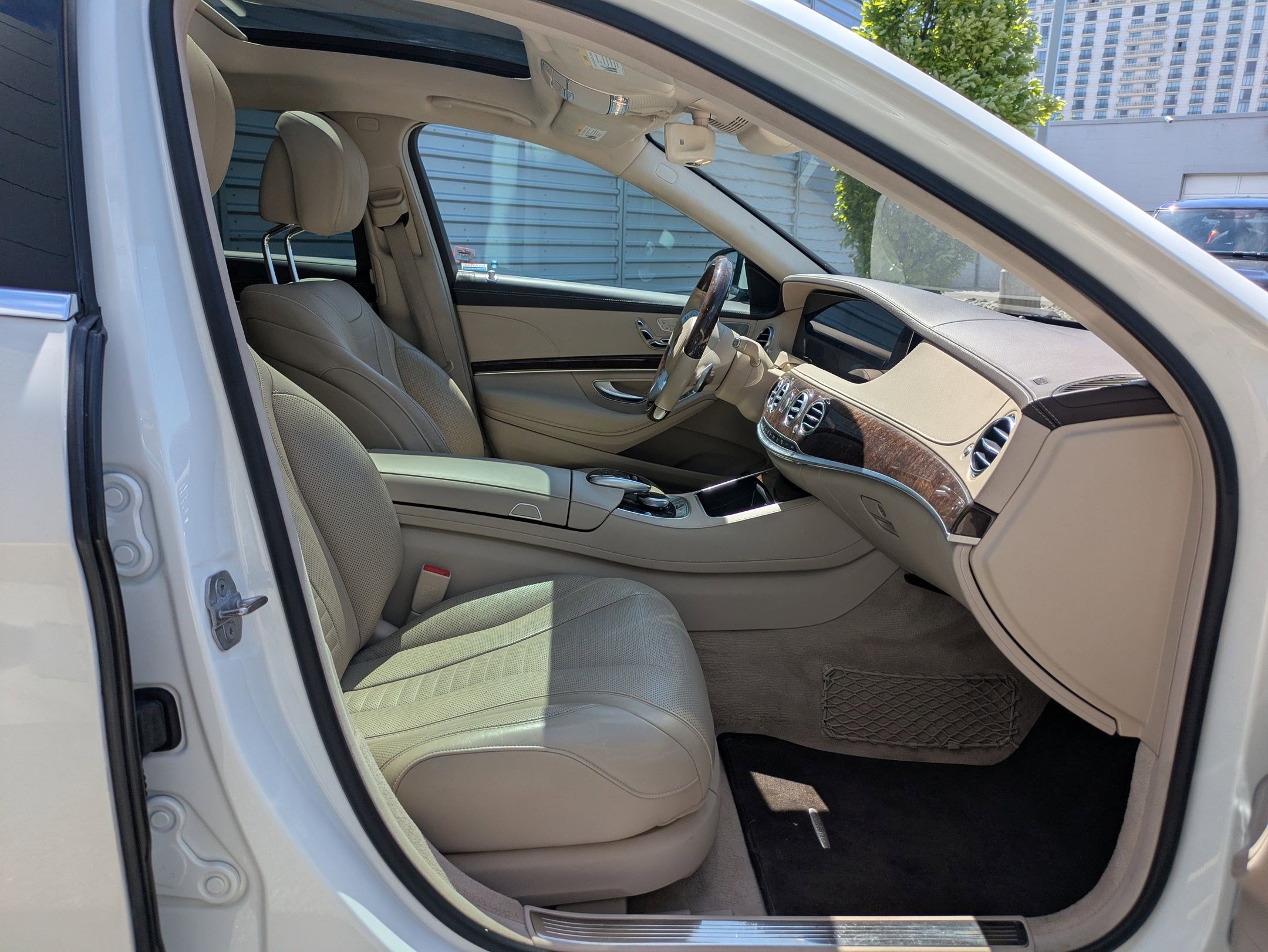 Used 2019 Mercedes-Benz S 560 4MATIC Sedan image 31