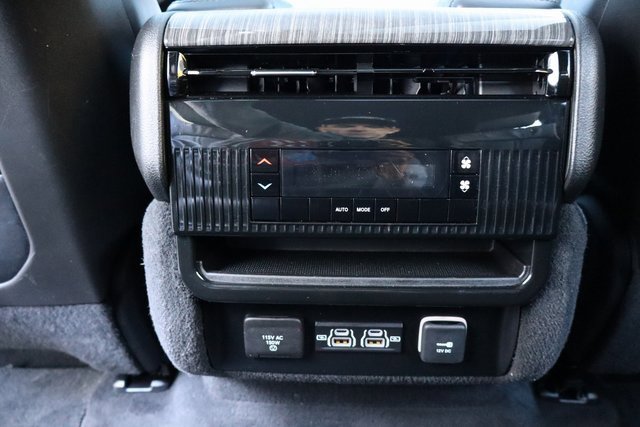 Used 2022 Jeep Wagoneer Series II image 30