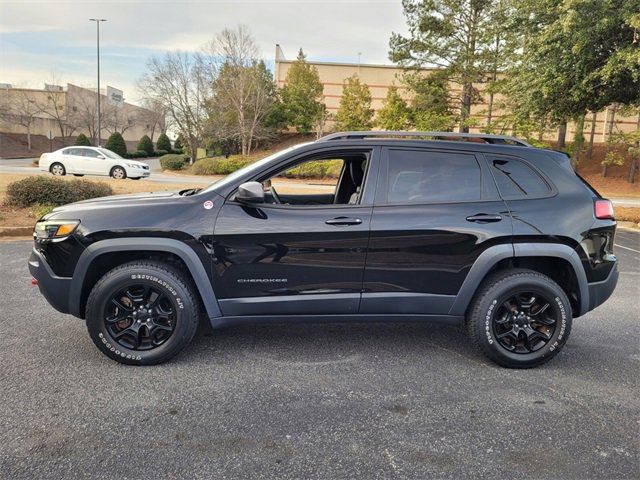 Used 2019 Jeep Cherokee Trailhawk image 4