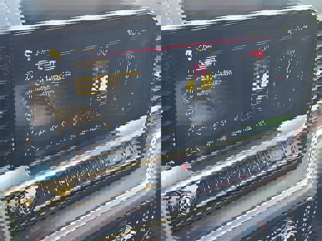 Certified 2024 GMC Sierra 1500 SLT image 24