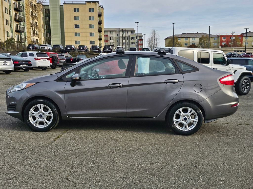 Used 2014 Ford Fiesta SE w/ Comfort Package image 4