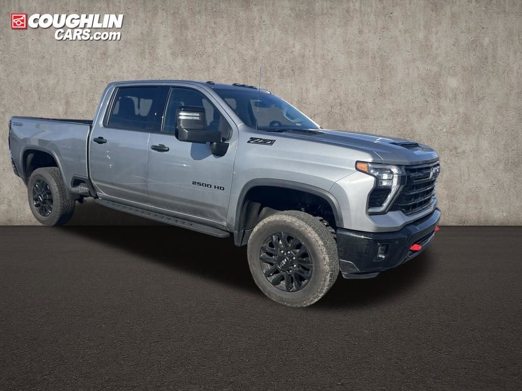 Used 2025 Chevrolet Silverado 2500 LTZ w/ LTZ Plus Package image 7