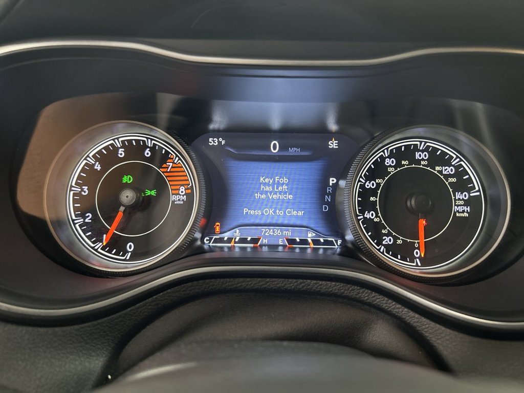 Used 2019 Jeep Cherokee Limited AWD/4WD image 13