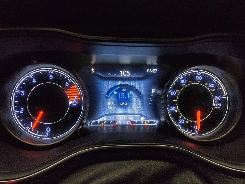 Used 2020 Jeep Cherokee Limited FWD image 23