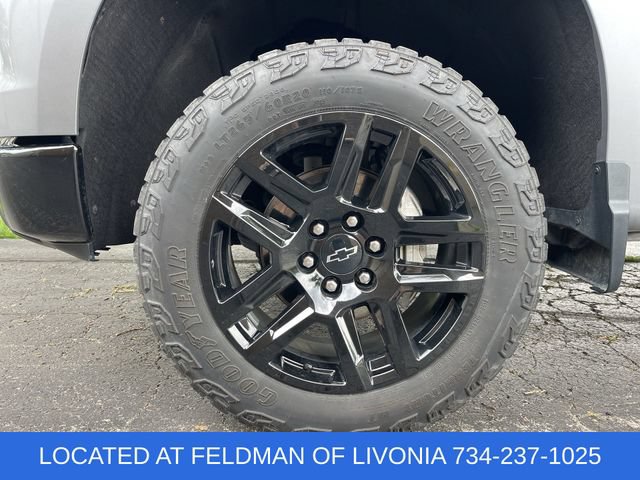 Used 2024 Chevrolet Silverado 1500 LT Trail Boss w/ LT Trail Boss Premium Package AWD/4WD image 32