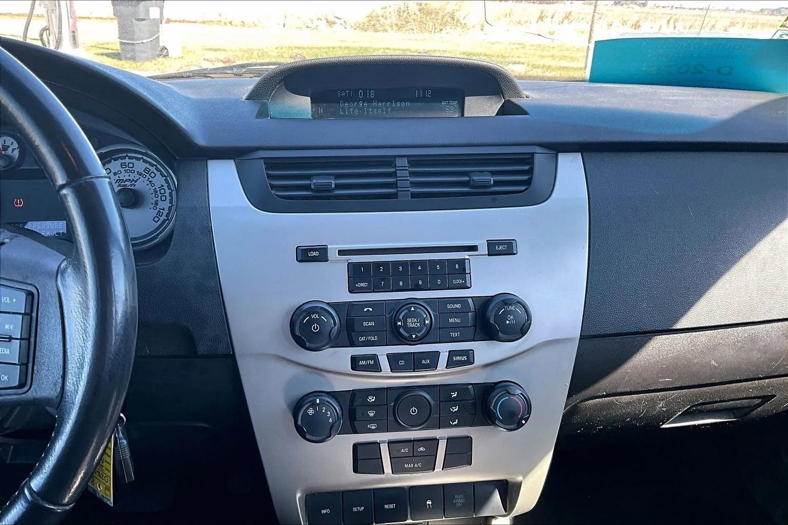 Used 2010 Ford Focus SE FWD image 21
