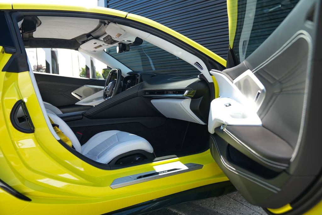 Used 2023 Chevrolet Corvette Z06 w/ Engine Appearance Package RWD image 34