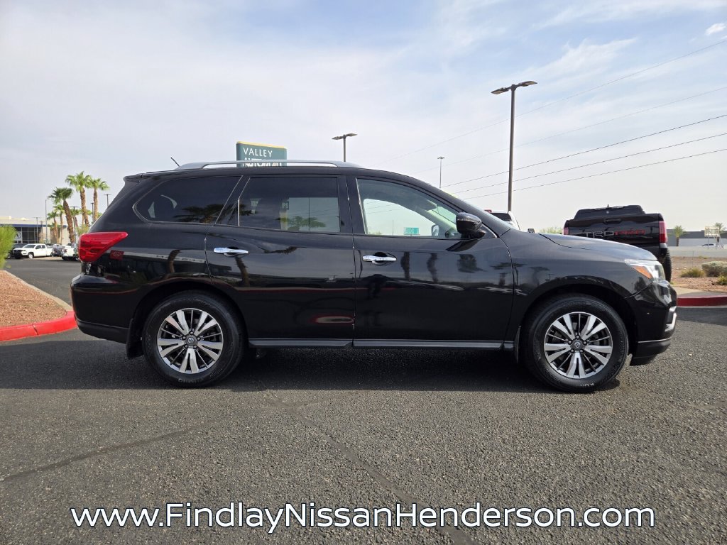 Used 2018 Nissan Pathfinder S FWD image 7