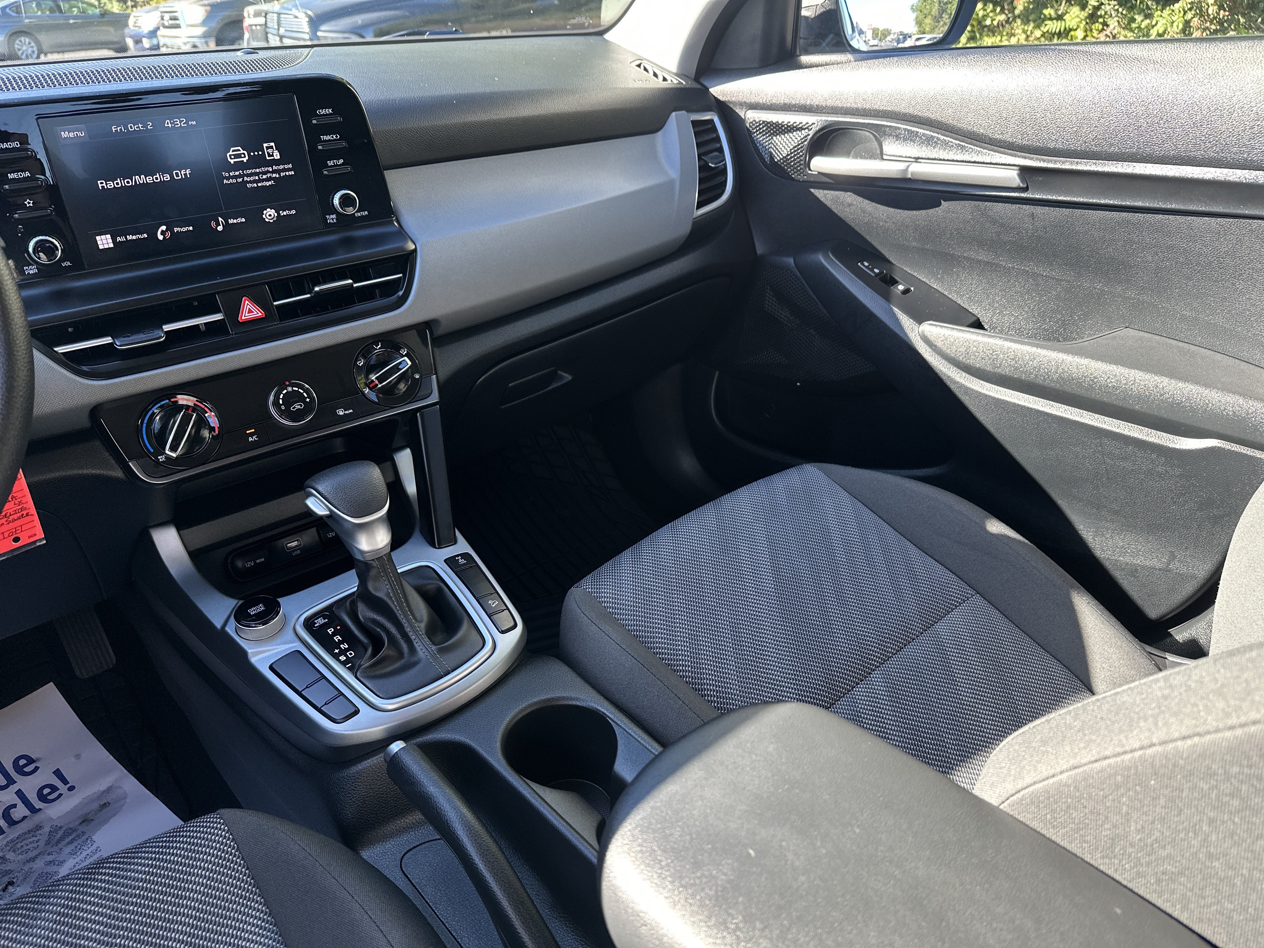 Certified 2026 Kia Seltos LX AWD/4WD image 21
