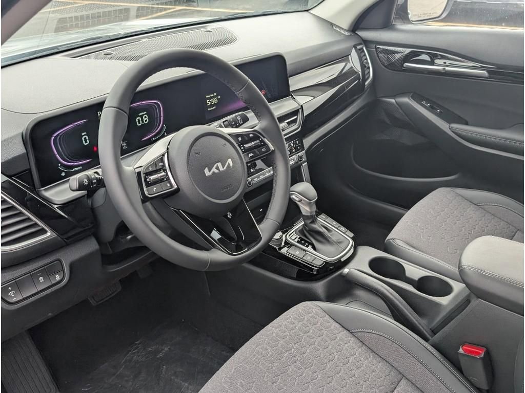 New 2026 Kia Seltos S image 13