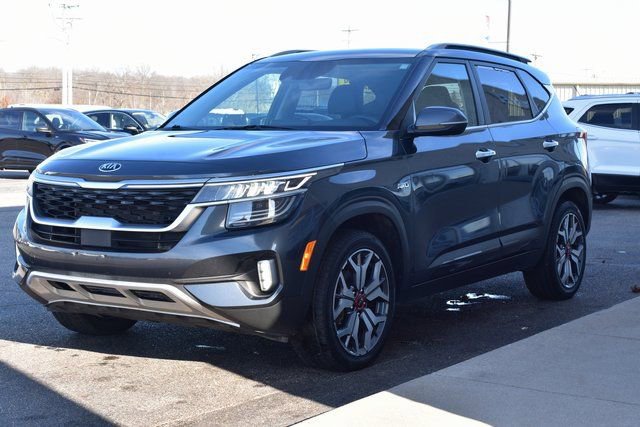 Used 2021 Kia Seltos SX w/ SX Sunroof Package image 9