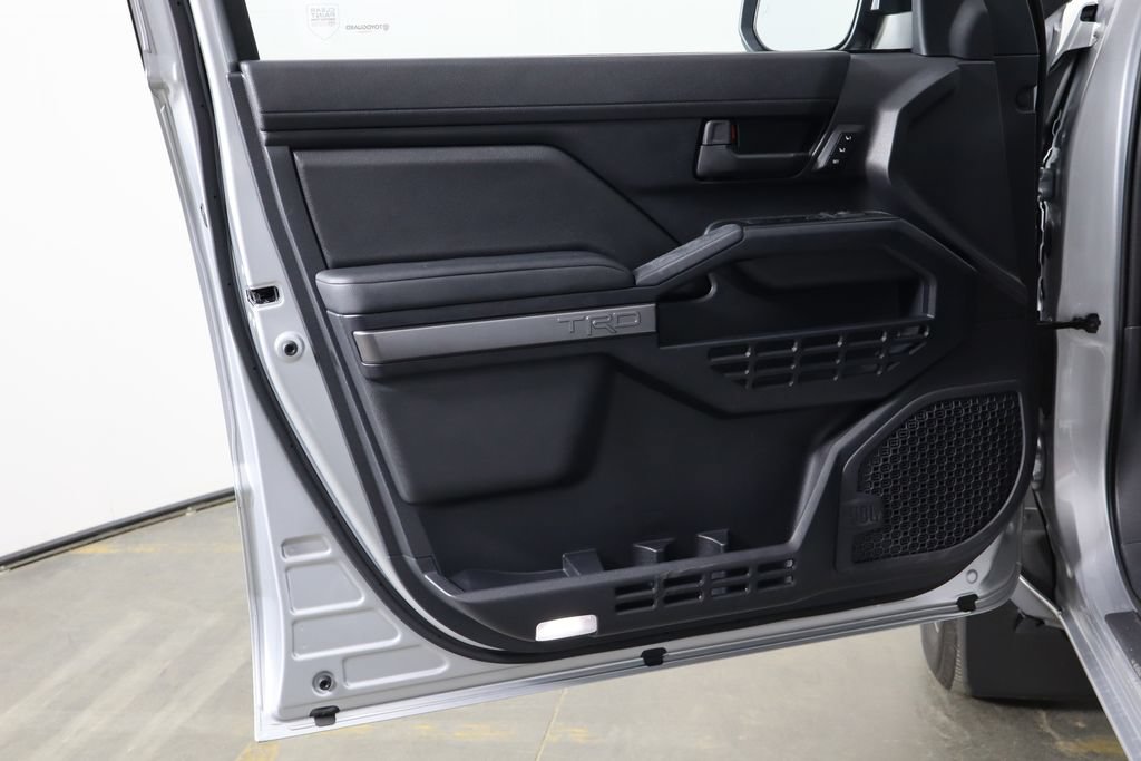 Used 2025 Toyota 4Runner TRD Sport Premium AWD/4WD image 19