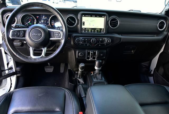 Used 2023 Jeep Wrangler Unlimited Sahara w/ Cold Weather Group AWD/4WD image 19