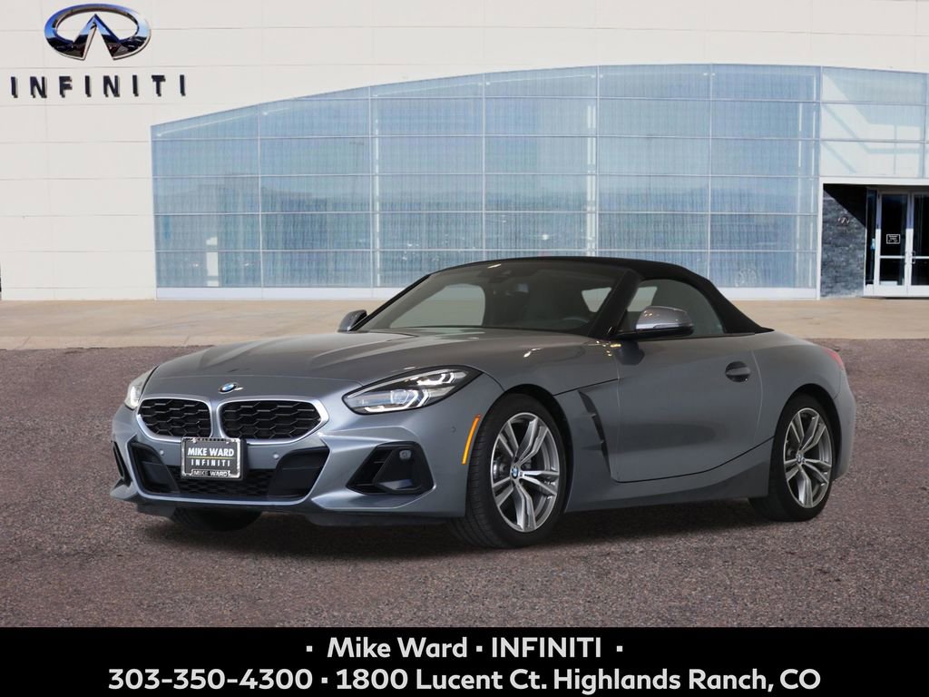 Used 2025 BMW Z4 sDrive30i image 1