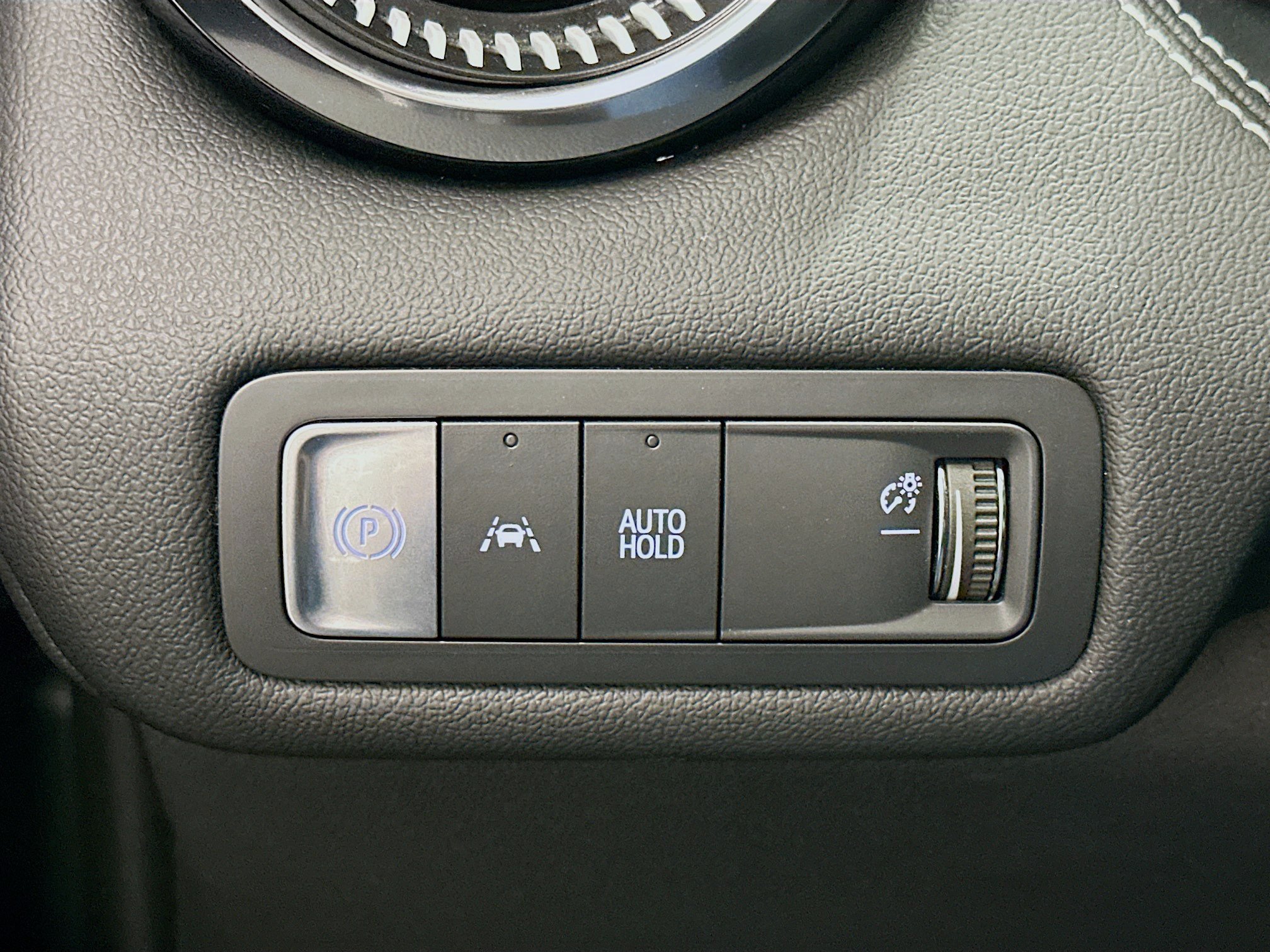 Used 2024 Chevrolet Blazer EV LT AWD/4WD image 17
