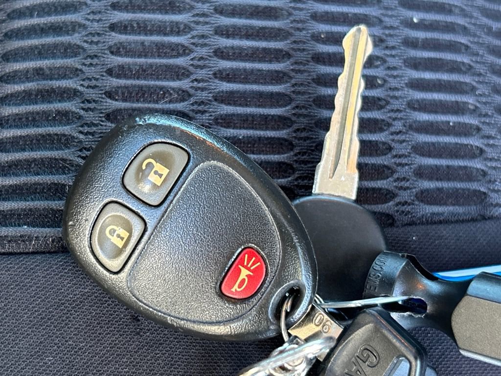 Used 2014 Chevrolet Traverse LS image 31