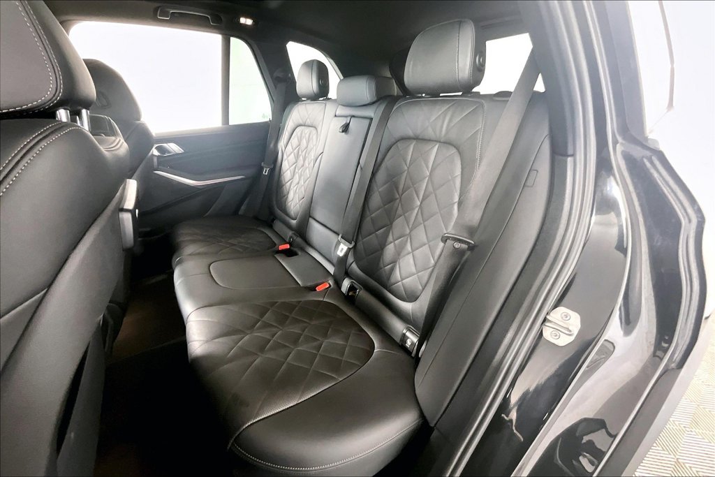 Used 2023 BMW X5 xDrive40i AWD/4WD image 26