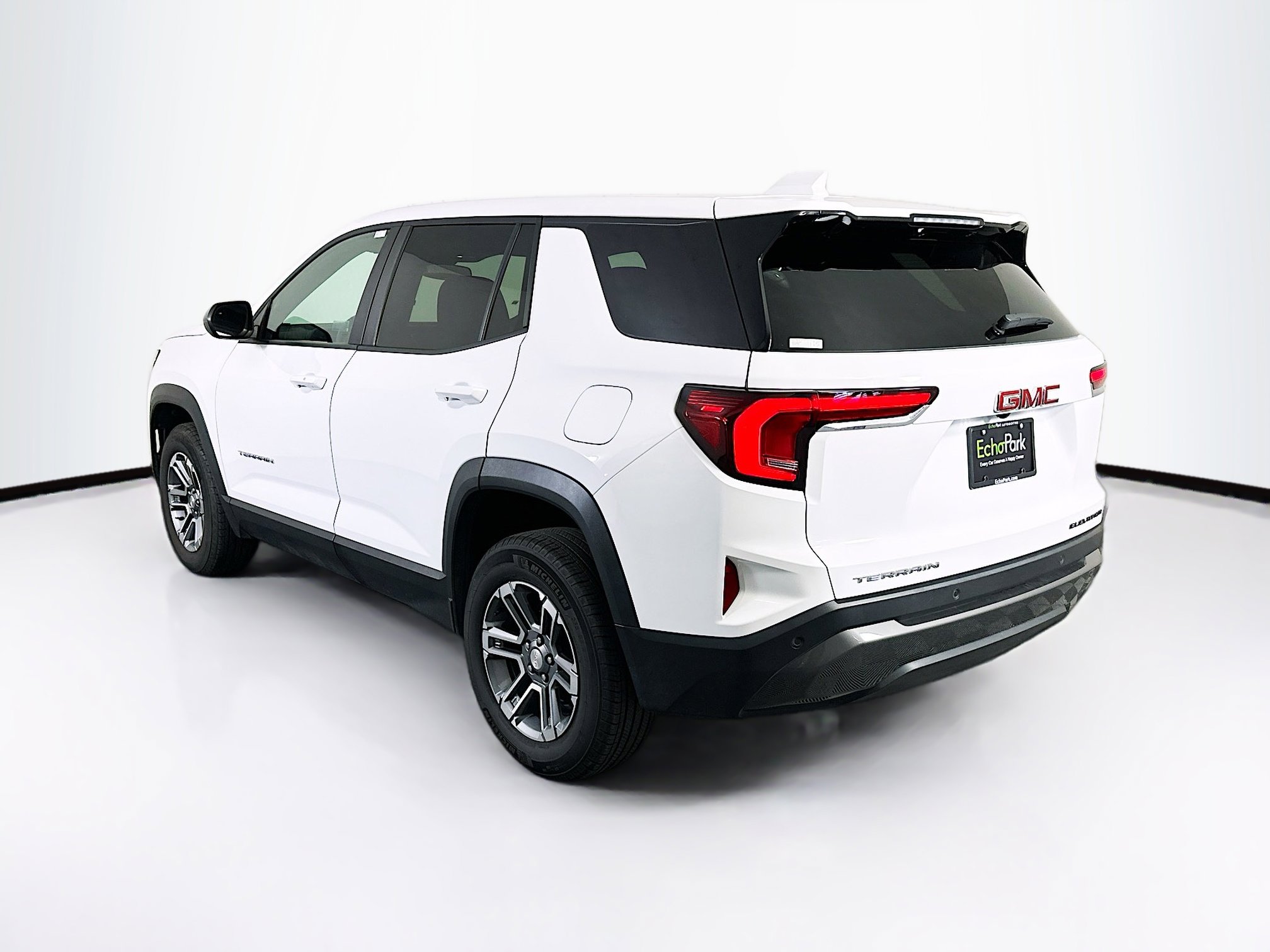 Used 2026 GMC Terrain Elevation FWD image 5