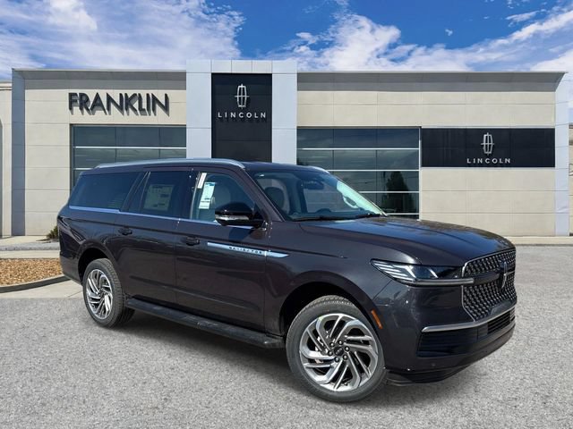 New 2026 Lincoln Navigator L Premier AWD/4WD image 1