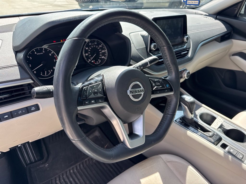 Used 2019 Nissan Altima 2.5 SV FWD image 9