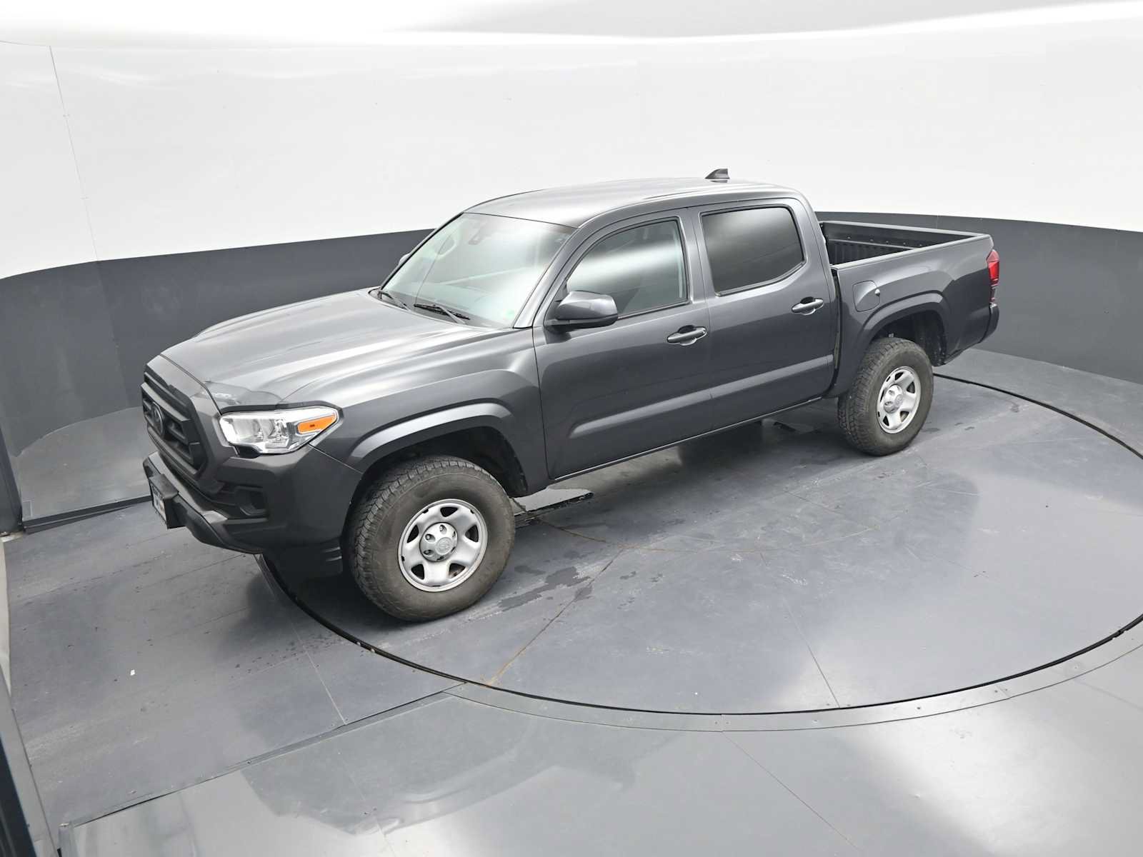 Used 2022 Toyota Tacoma SR AWD/4WD image 30