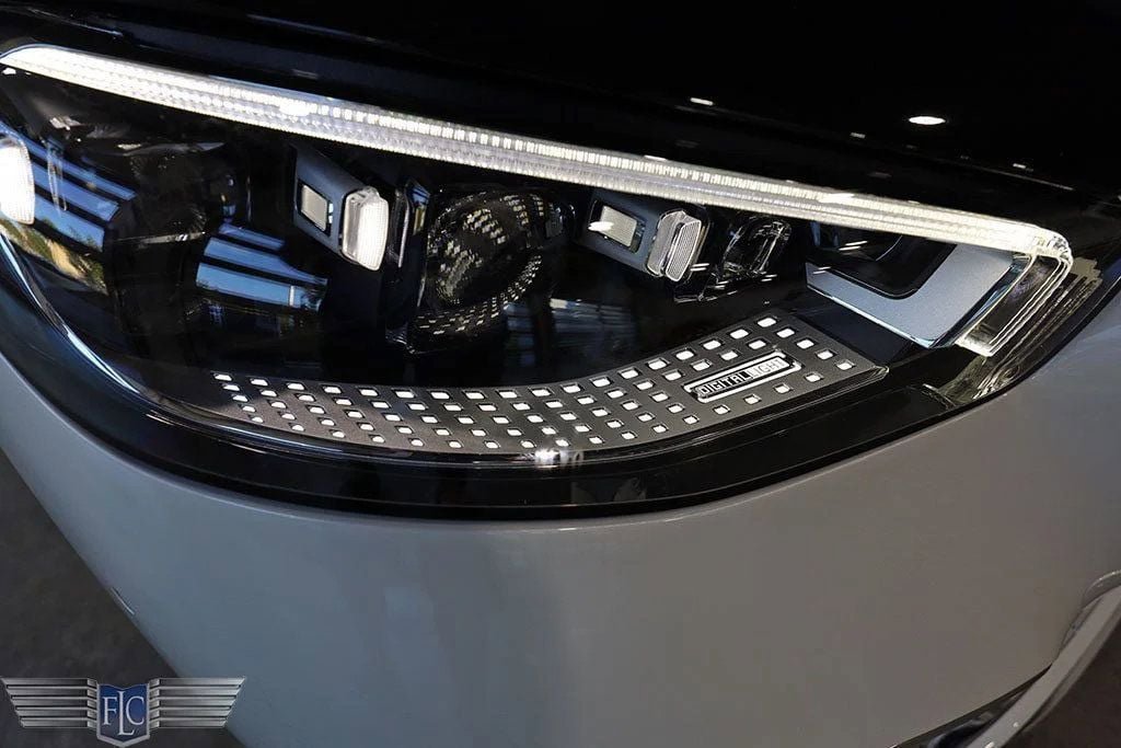 Used 2021 Mercedes-Benz Maybach S 580 4MATIC image 11