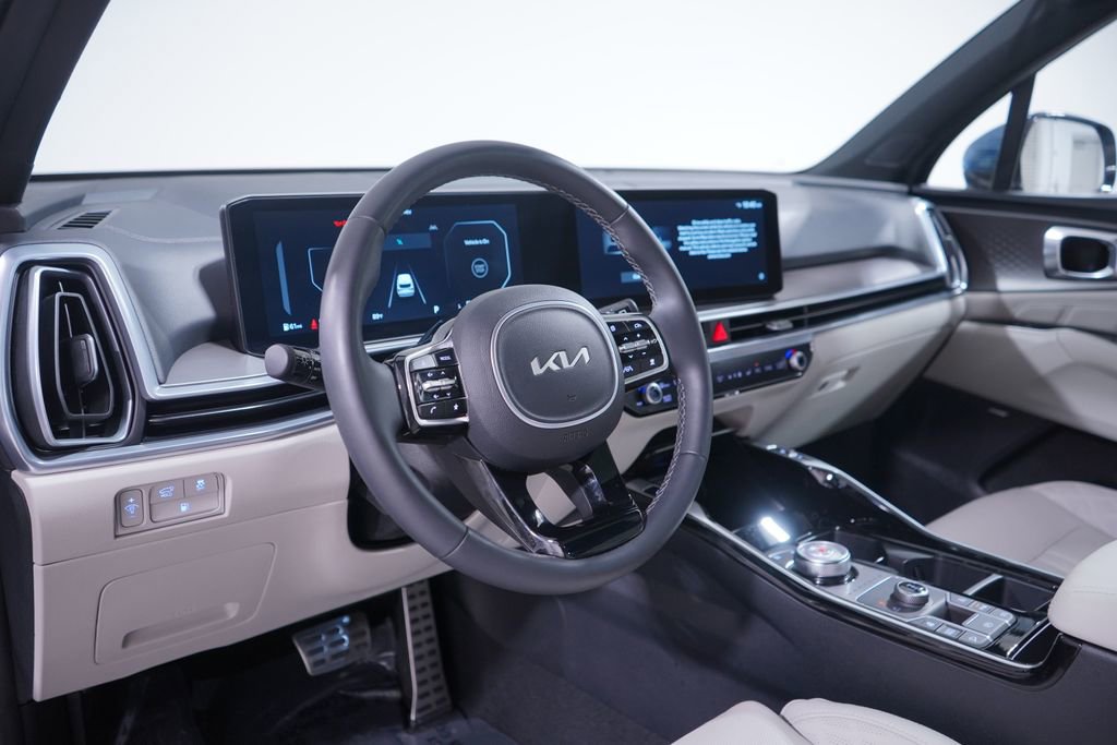 Used 2025 Kia Sorento SX Prestige image 6
