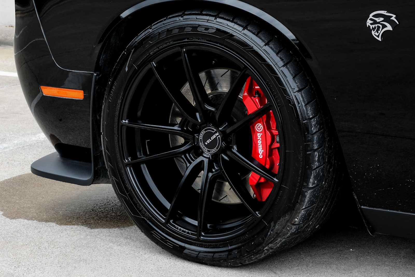 Used 2016 Dodge Challenger SRT Hellcat RWD image 43