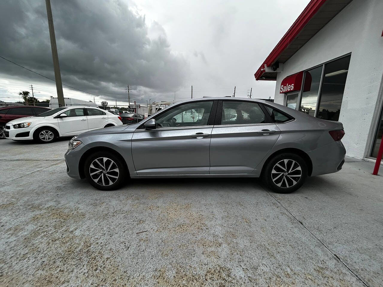 Used 2024 Volkswagen Jetta S image 4