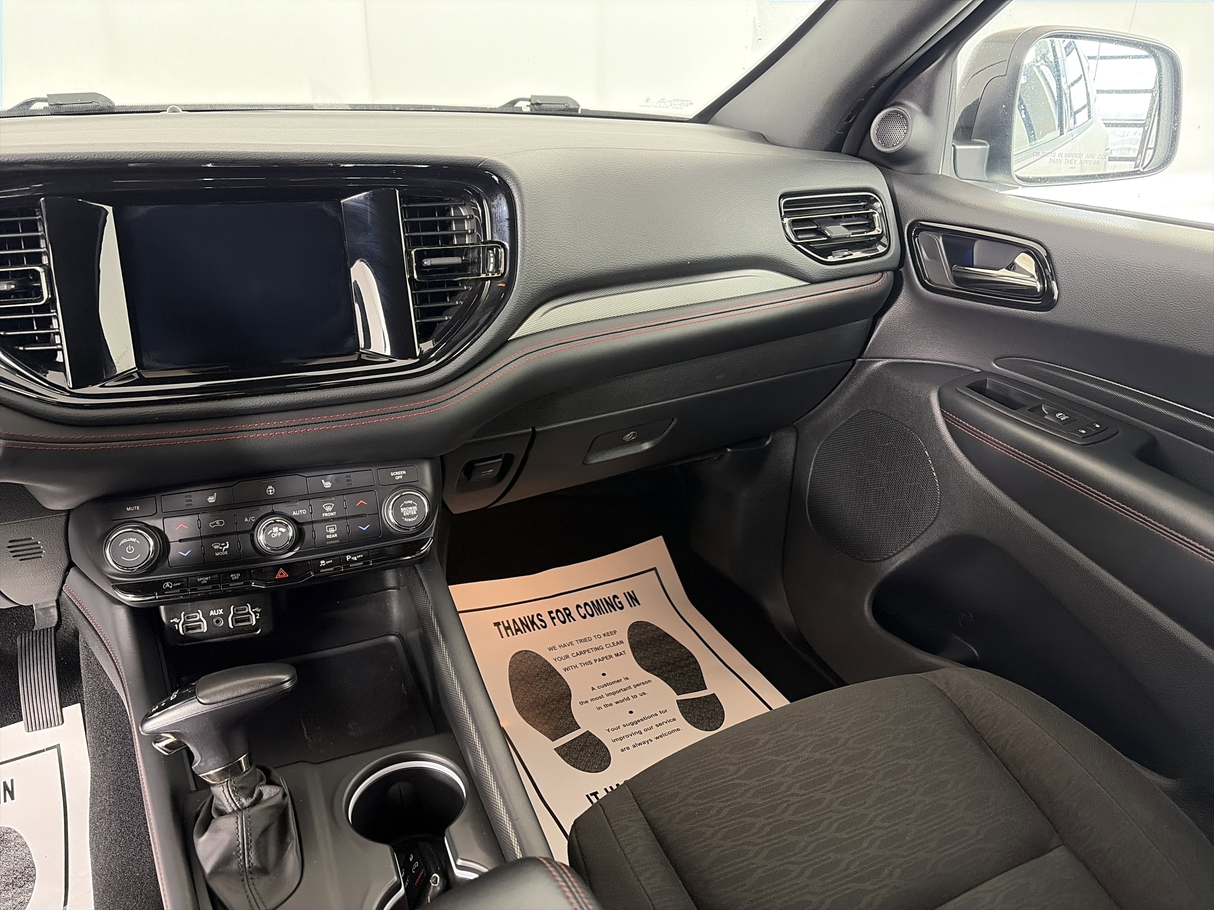 Used 2024 Dodge Durango GT image 8