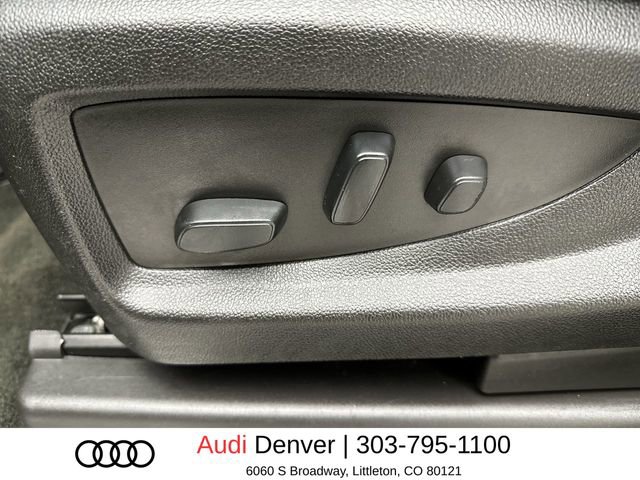Used 2018 Chevrolet Tahoe Premier AWD/4WD image 12