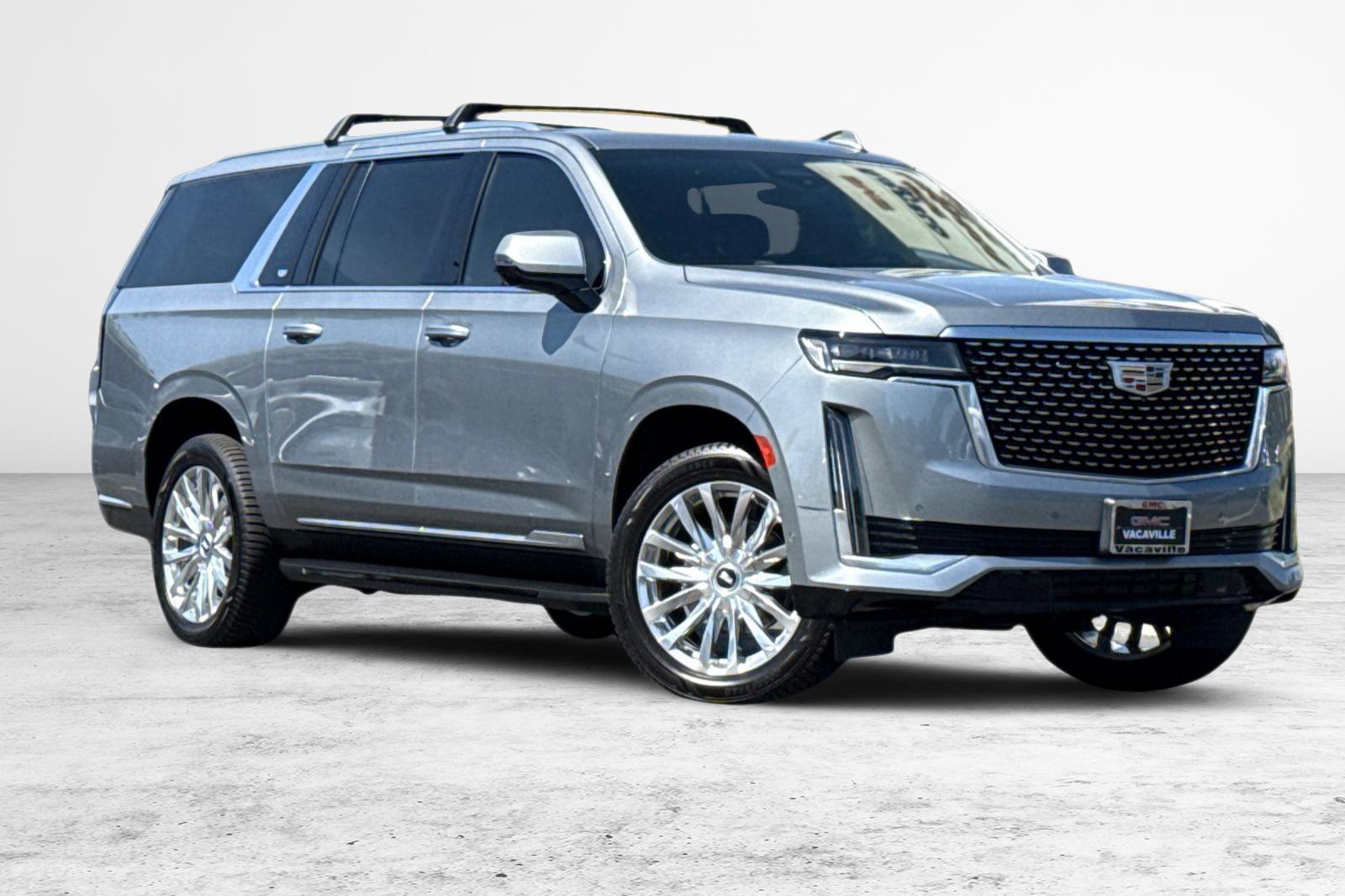 Used 2023 Cadillac Escalade ESV Premium Luxury w/ Performance Package image 2