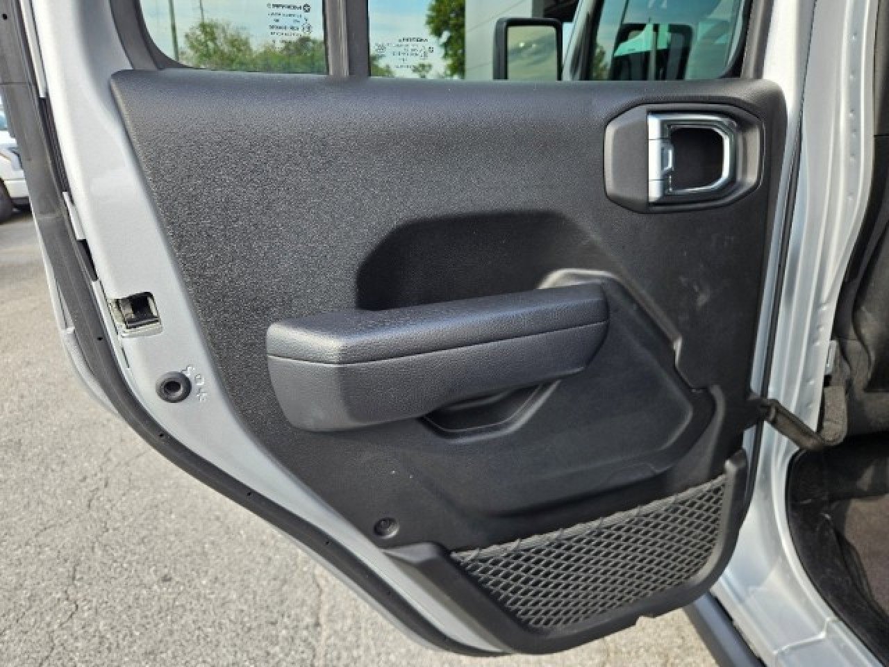 Used 2024 Jeep Wrangler Unlimited Rubicon 4xe image 20