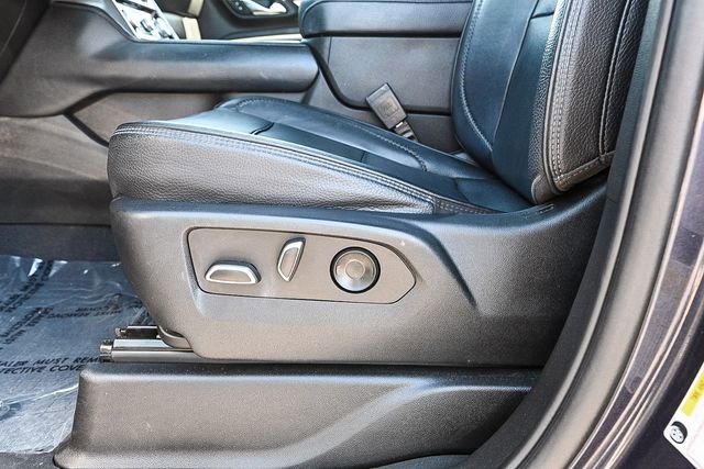 Used 2023 GMC Yukon XL Denali w/ Advanced Technology Package image 22